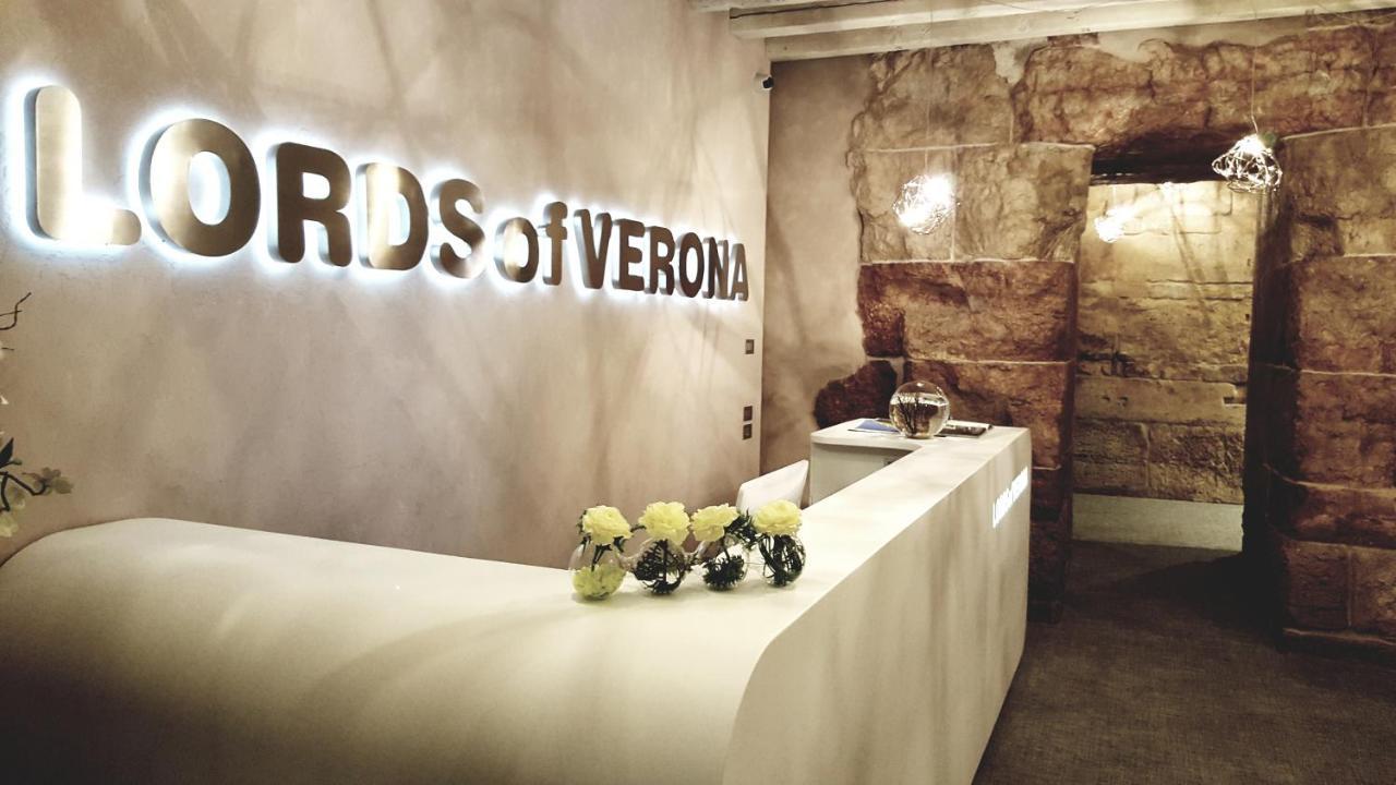 Lords Of Verona Luxury Apartments Exterior foto
